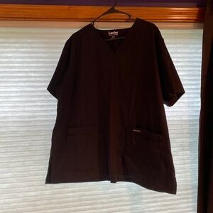 NWOT Landau scrub top